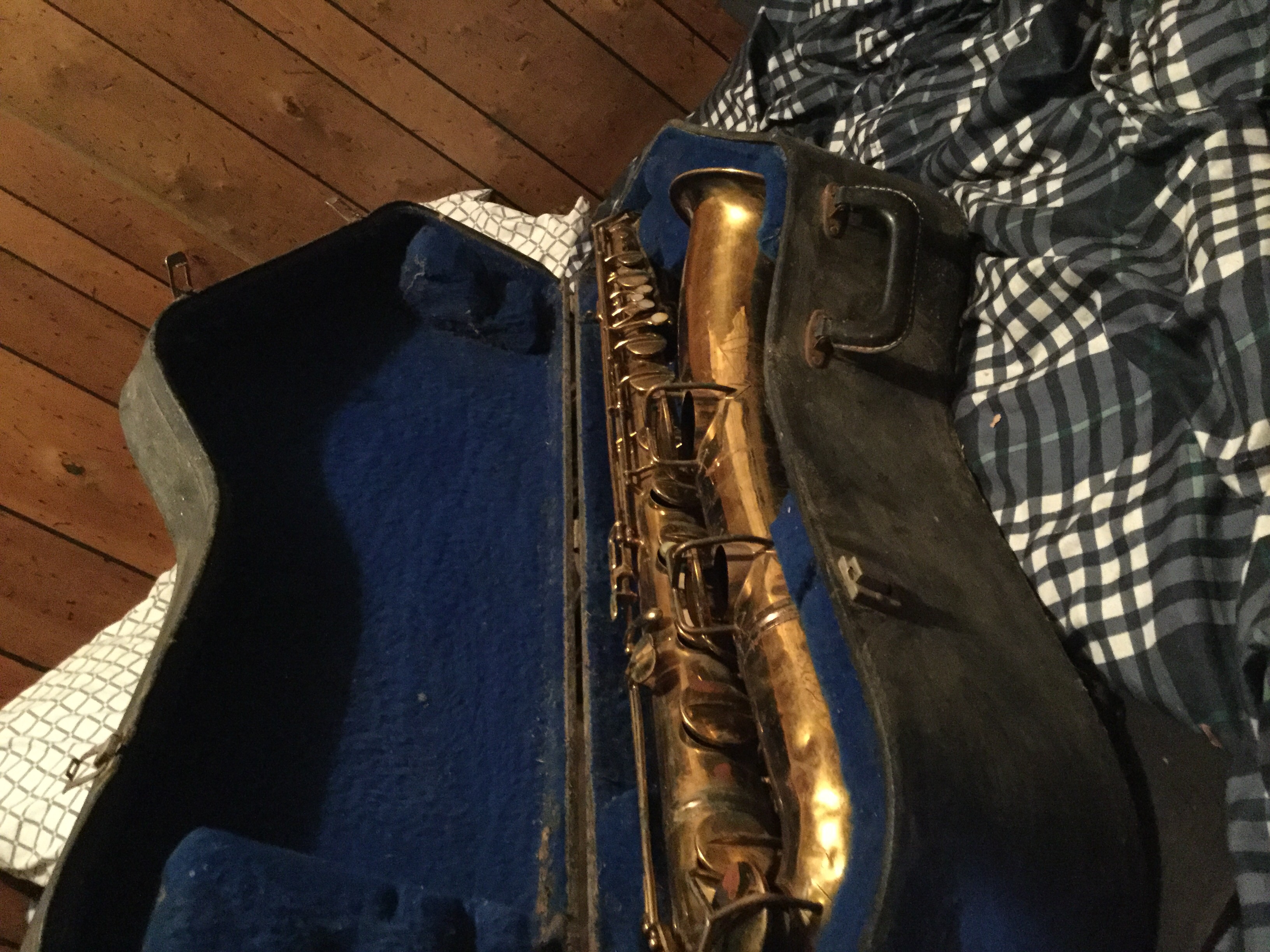 buescher aristocrat 200 alto saxophone serial numbers