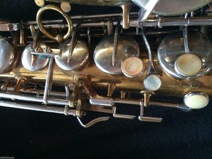front view mid section with some of the right hand keys