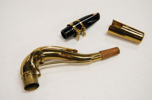 neck left side with mouthpiece  lig    cap