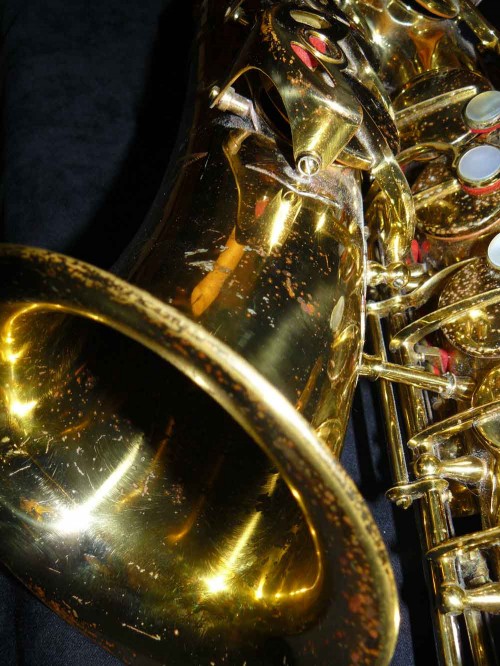 huttl-bell-toward-bow