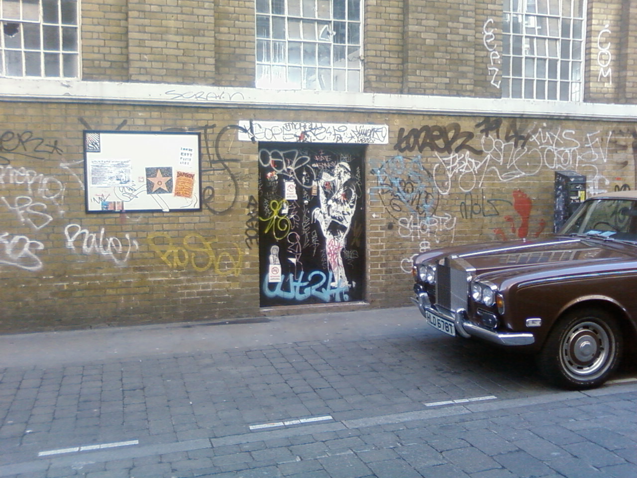 Sax Player Brick Lane