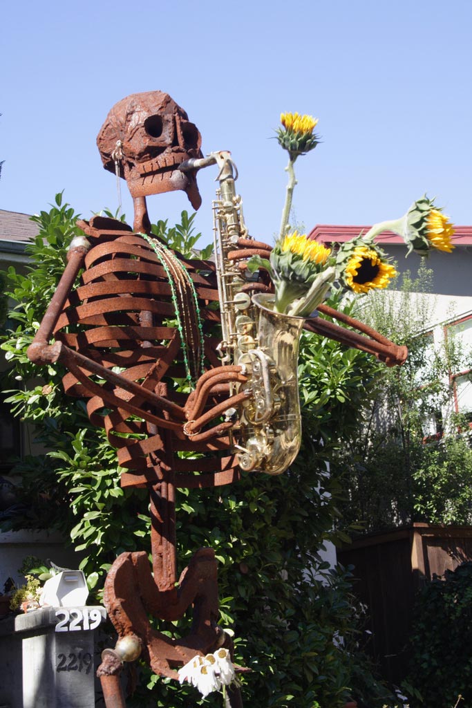 Yard Art: Saxophone Style
