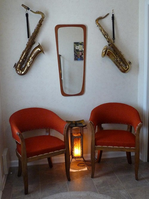 tenor saxes on wall 