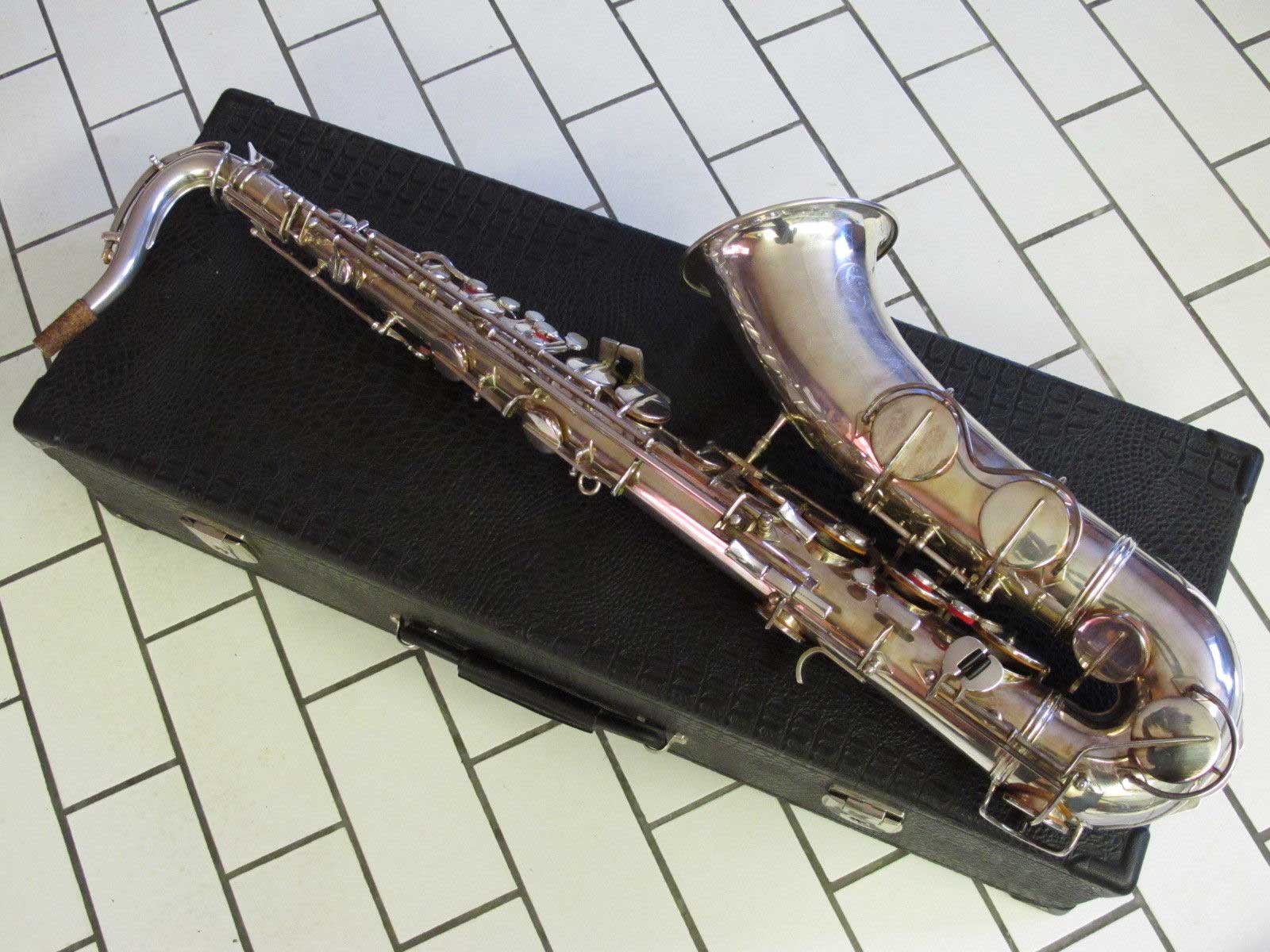 Right-Side-Neck-Attached-with-Case | The Bassic Sax Blog