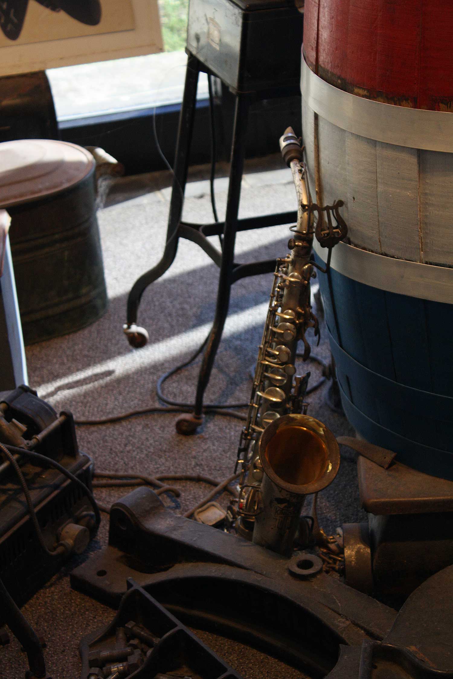 Old Saxophone In The Cincinnati Museum Center The Bassic Sax Blog