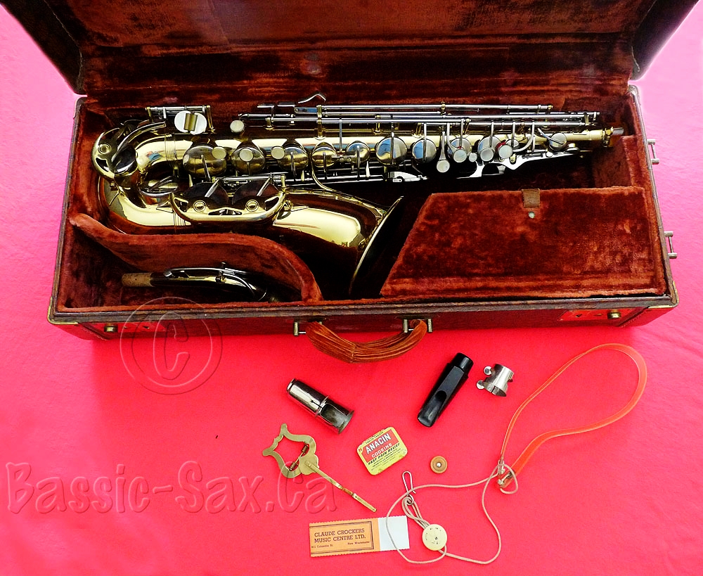 Ambassador alto 312XX with accessories family heirloom, F.E. Olds & Son, Ambassador, Pierret, alto saxophone, alto sax, vintage saxophone accessories