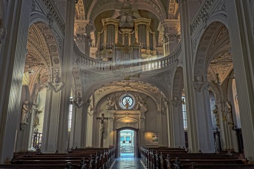 church interior church interior, HDR photography
