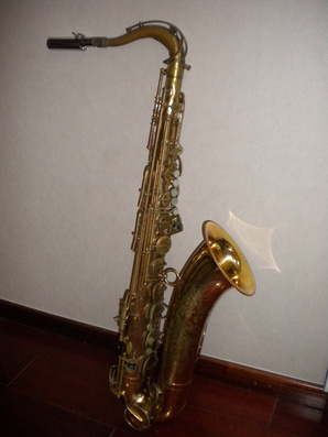 Bb Tenor - sn 8865839 - August 1965 - Lacquer
