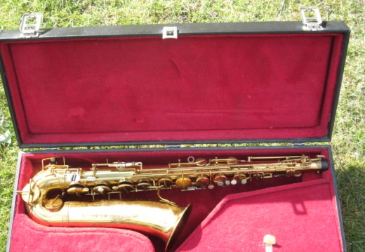 Bb Tenor - sn 228 - 1935 - Bb Tenor - Lacquer - display this album Bb Tenor - sn 228 - 1935 - Bb Tenor - Lacquer
