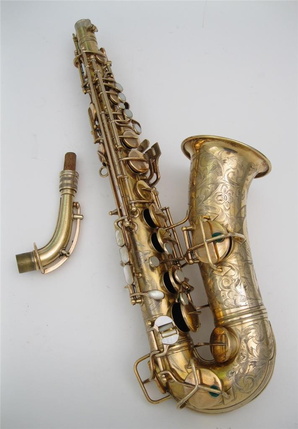 6M Eb Alto - sn 111310 - 1923 - Gold - Virtuoso