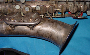right hand keys and mid section front view