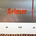 selmer_logo_on_front_of_amp.jpg