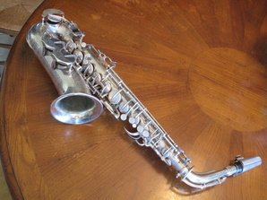 right side with neck   mouthpiece