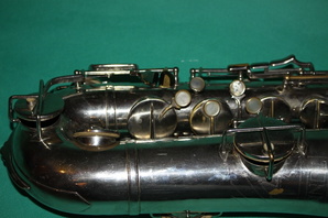 667431075 6 1000x700 saksofon-tenorowy-keilwerth-z-1937r- rev001