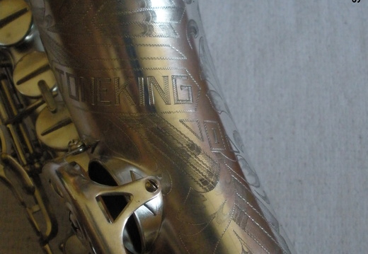 Eb Alto 13235 - Modell 1 (233 visits) Offsite Gallery: http://www.saxofonservis.eu/saxofonservis/7-GALERIE/75-Toneking-No-13235 Eb Alto 13235 - Modell 1