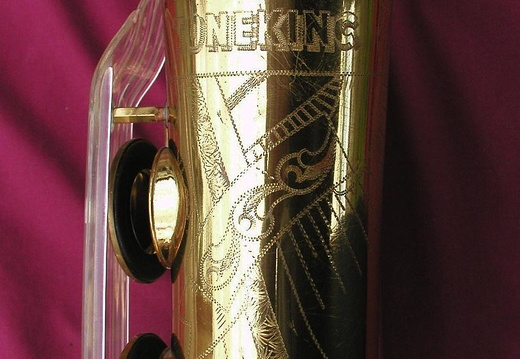 Bb Tenor 37xxx (1959) (246 visits) Offsite Gallery: http://worldwidesax.com/archived/keilwerth-1959-toneking-bb-tenor-37k/ Bb Tenor 37xxx (1959)