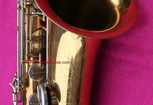 Eb Baritone (low Bb) 45xxx (1962) (289 visits) Offsite Gallery: http://worldwidesax.com/archived/keilwerth-1962-ha-selmer-bundy-eb-baritone-45k/ Eb Baritone (low Bb) 45xxx (1962)