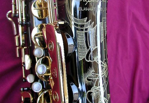 Bb Tenor 79875 (1979) (305 visits) Offsite Gallery: Bb Tenor 79875 (1979)