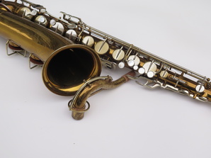 Saxophone-ténor-Martin-committee-2-verni-gravé-10