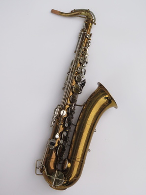 Saxophone-ténor-Martin-committee-2-verni-gravé-11-e1517050138944