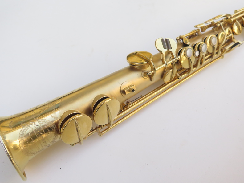 Saxophone-soprano-Conn-plaqué-or-sablé-11.jpg