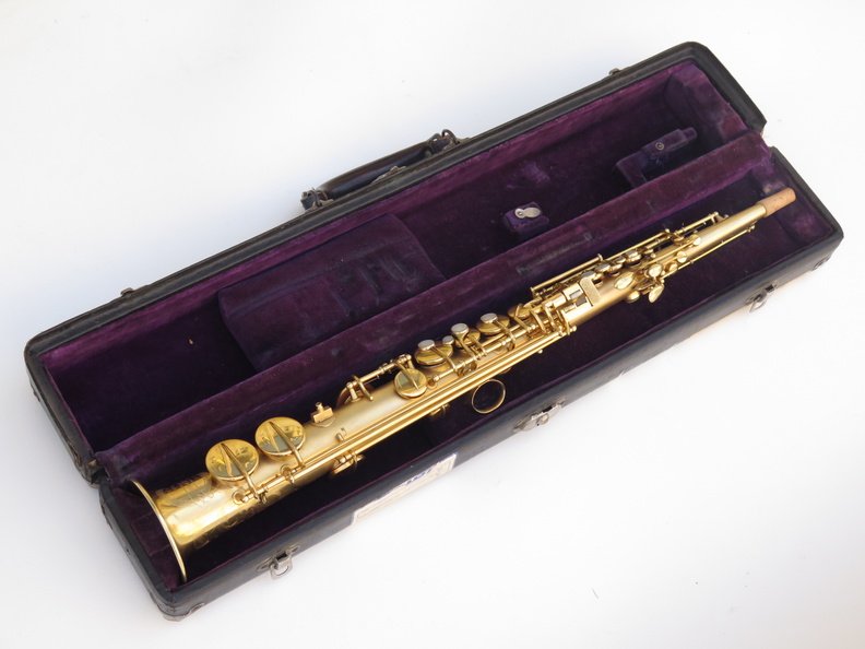 Saxophone-soprano-Conn-plaqué-or-sablé-14.jpg