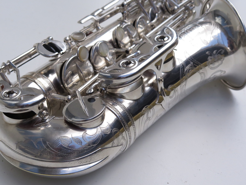 saxophone-alto-Selmer-Balanced-Action-argenté-gravé-2.jpg