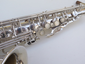 Saxophone-alto-Selmer-Super-Balanced-Action-argenté-gravé-22