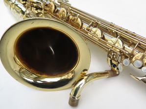 Saxophone-baryton-Selmer-Mark-6-verni-gravé-6
