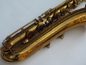 Saxophone-baryton-Selmer-super-verni-7