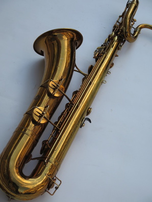 Saxophone-baryton-Selmer-super-verni-10