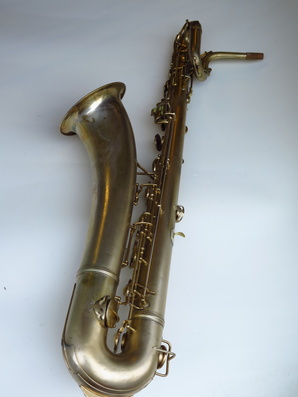 Sax-baryton-Conn-12M-plaqué-or-11