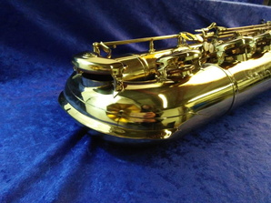 H. Couf Superba I Baritone Saxophone wLow A ser76167d