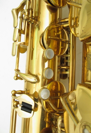couf superba baritone saxophone 68784g 1024x1024