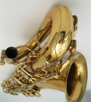 couf superba baritone saxophone 68784m 1024x1024