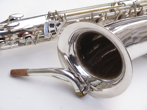 Saxophone-baryton-SML-16