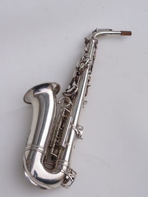 Saxophone-alto-Selmer-balanced-action-argenté-6-e1540393528750
