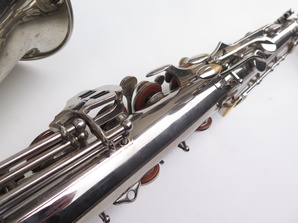 Saxophone-ténor-SML-gold-medal-nickelé-6