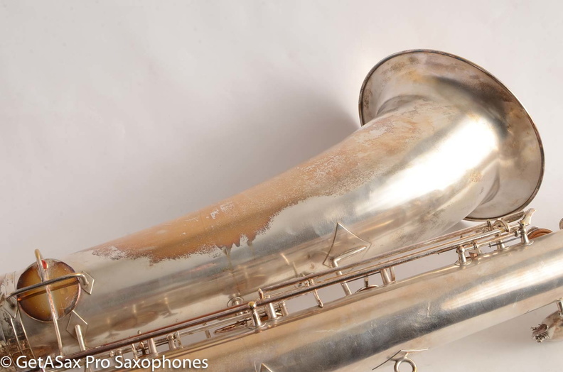 Holton-Conn-Bass-Saxophone-P22298-29.jpg
