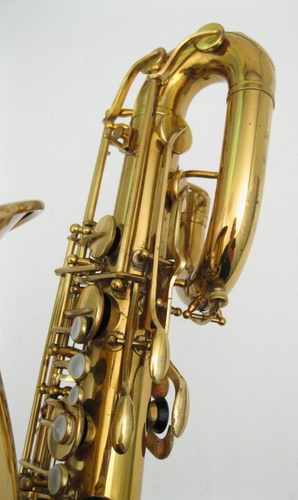 couf superba baritone saxophone 68784k 1024x1024