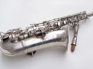 Saxophone-alto-Conn-New-Wonder-argenté-sablé-5