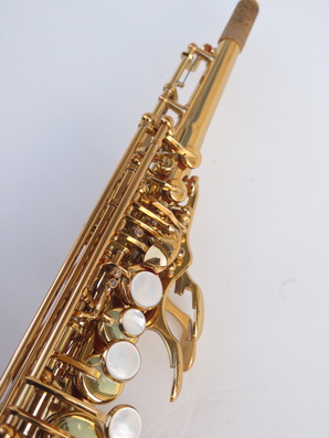 Saxophone-soprano-Yamaha-YSS82-Custom-Z-verni-1