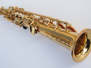 Saxophone-soprano-Yamaha-YSS82-Custom-Z-verni-11