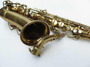 Saxophone-alto-Conn-transitionnel-6M-verni-3