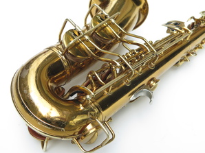 Saxophone-alto-Conn-transitionnel-6M-verni-7