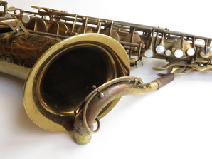 Saxophone-ténor-Selmer-Balanced-Action-verni-gravé-12