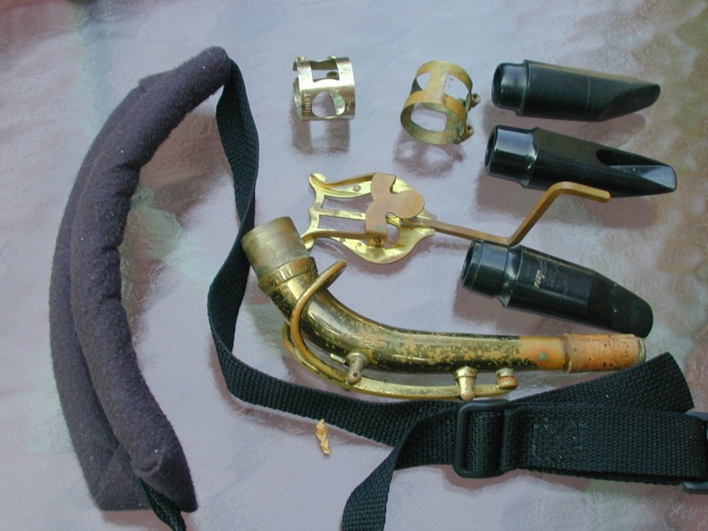 Neck Right Side & Accessories.jpg