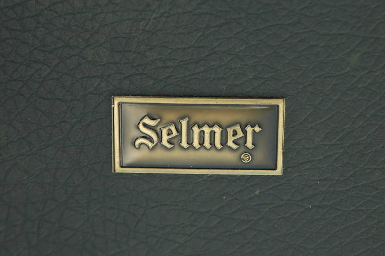 Selmer Logo On Case Upright.jpg