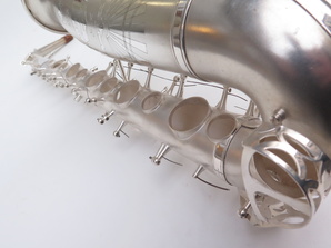 Saxophone-alto-Lebblanc-semi-rationnel-argenté-sablé-gravé-3 2