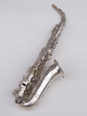 Saxophone-alto-Lebblanc-semi-rationnel-argenté-sablé-gravé-7 2